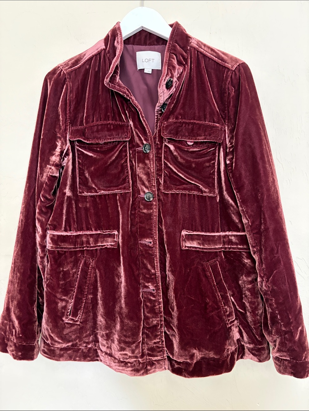 LOFT Velvet Button-Front Blazer in Dark Wine. Like New!